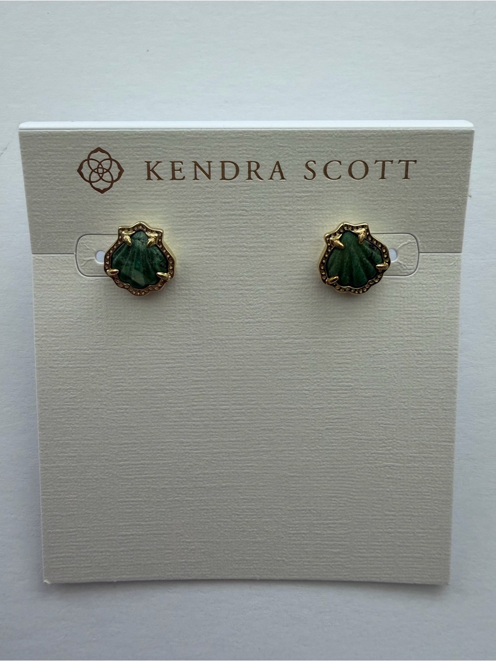 Kendra Scott Brynne Shell Stud Green Gold Earrings - Picture 2 of 8